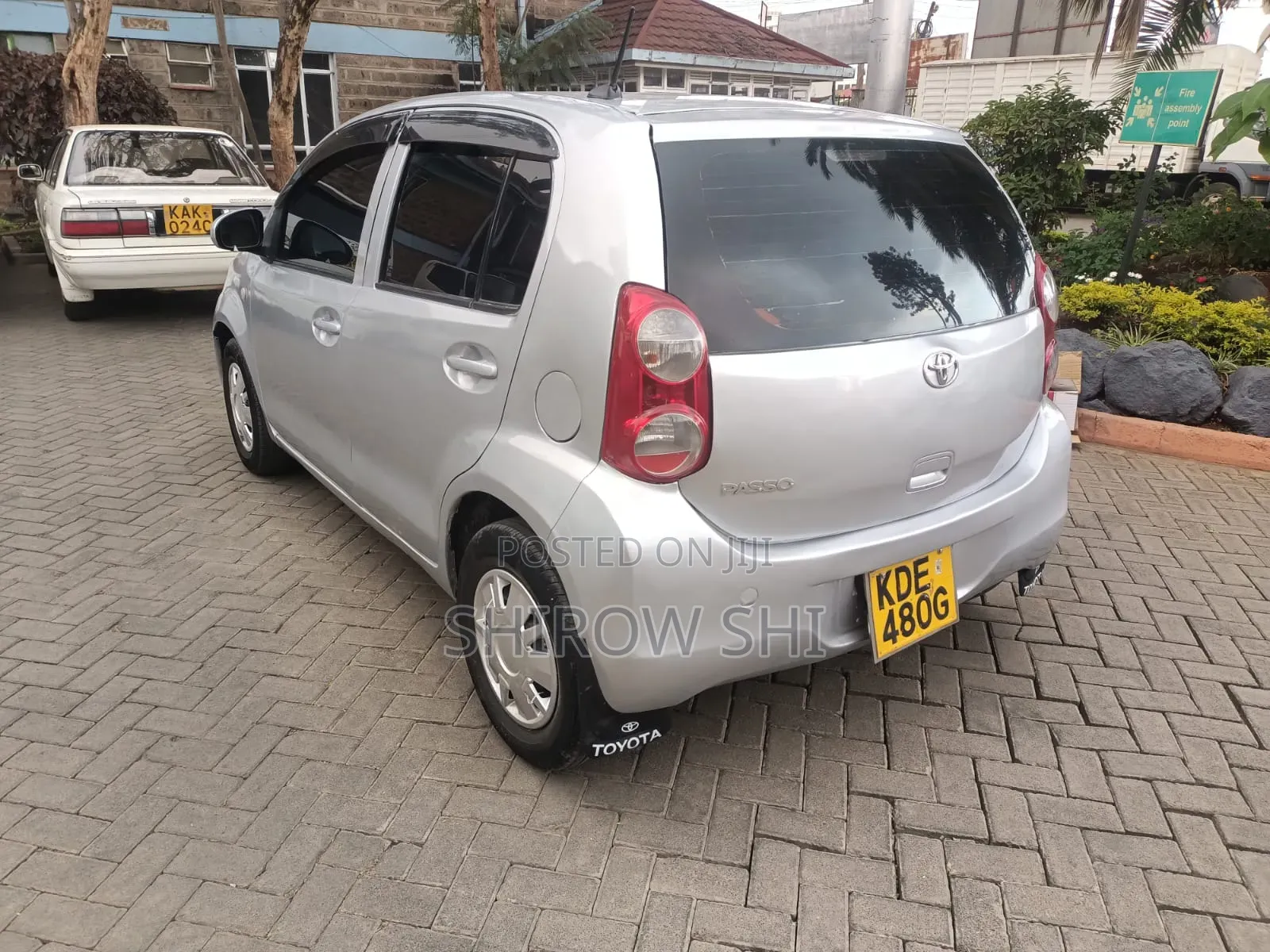Toyota Passo 2014 Silver