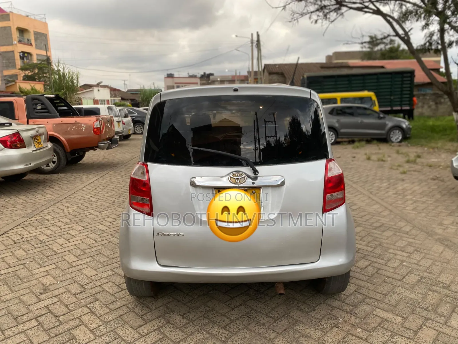 Toyota Ractis 2008 Silver