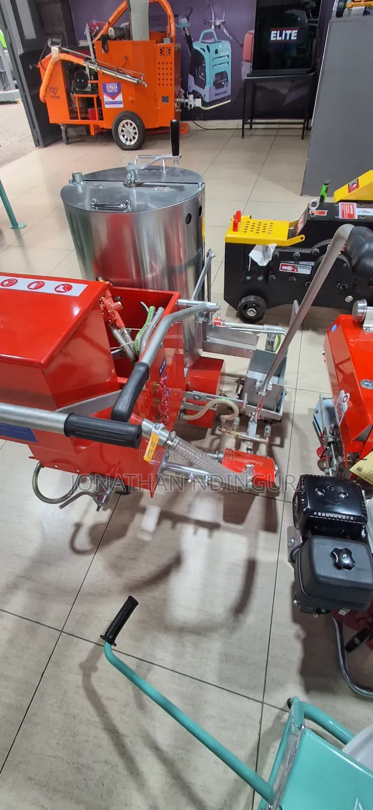 Road Marking Machine – Professional Road Construction Tool