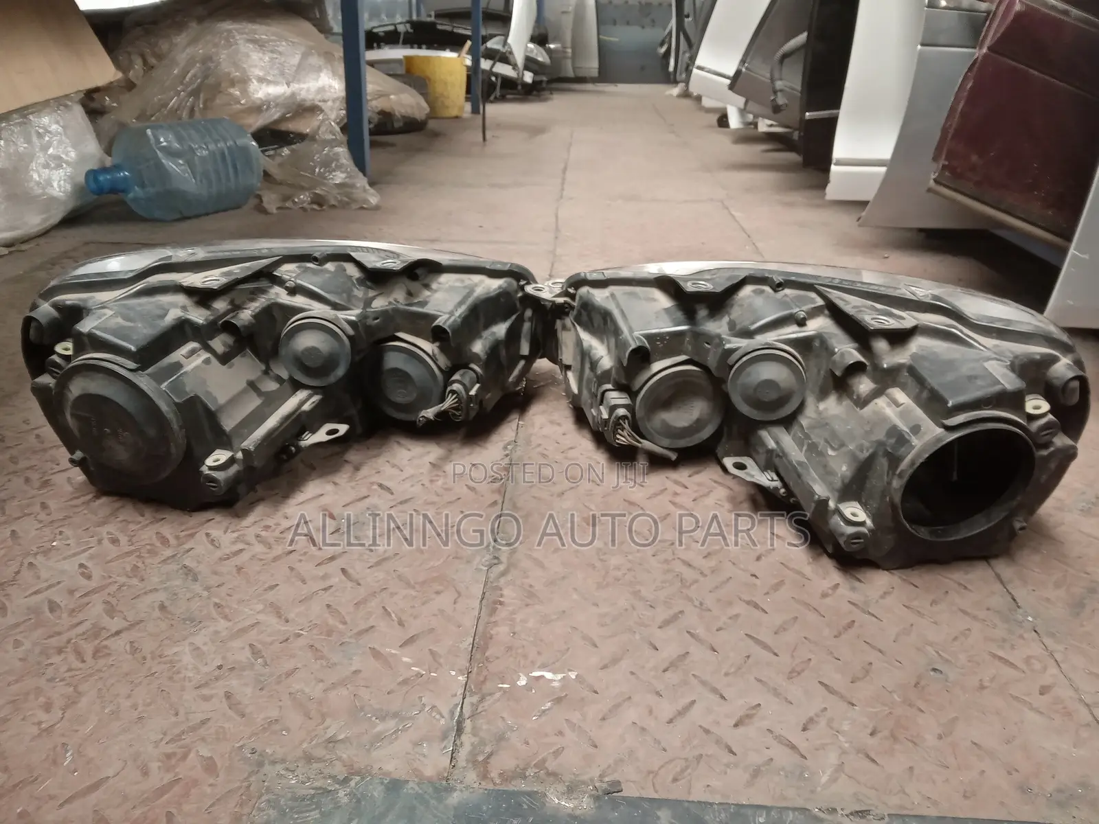 Volkswagen Touran Headlights