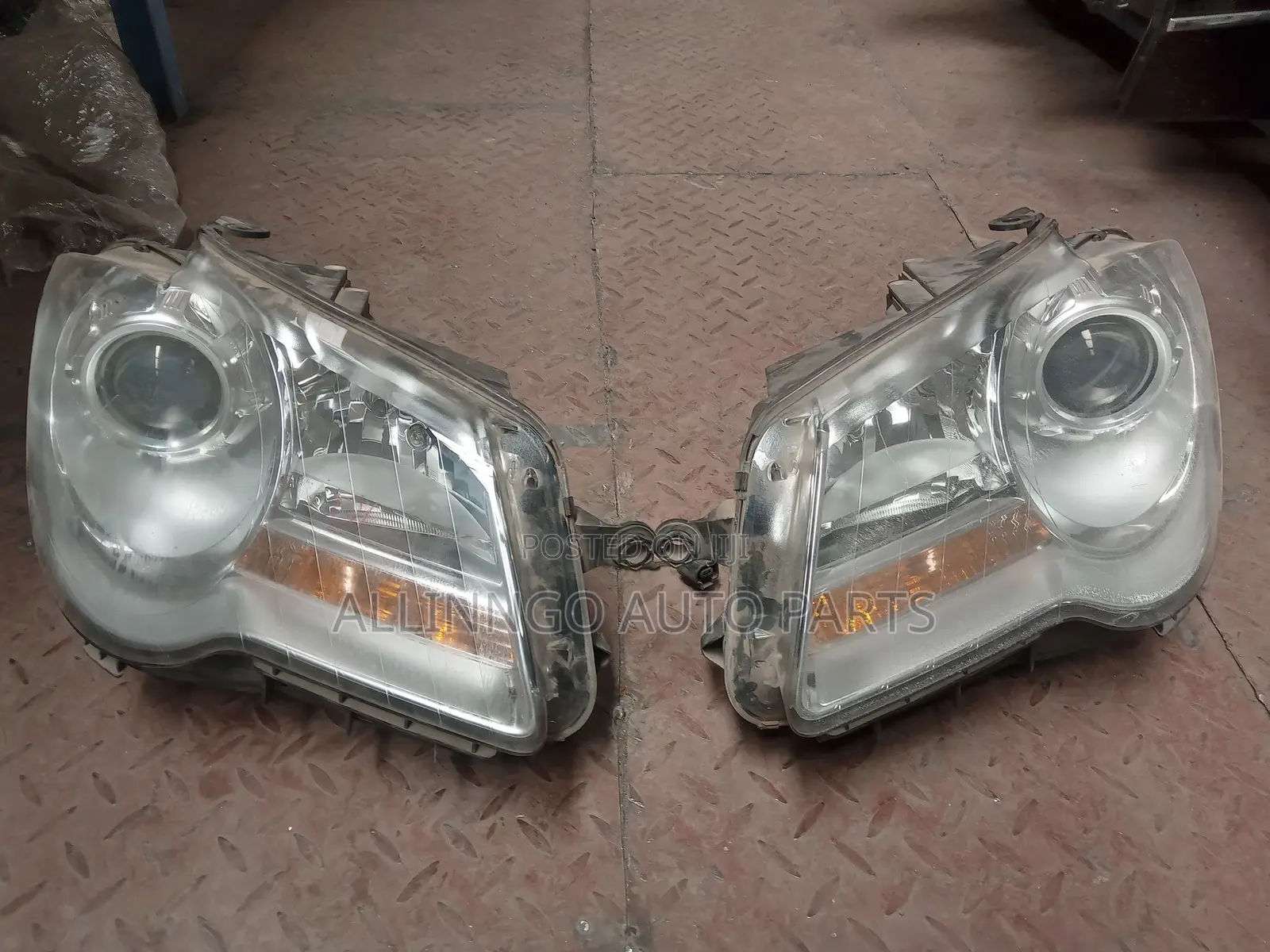 Volkswagen Touran Headlights