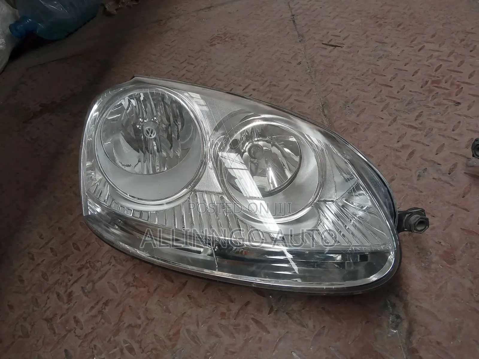 Volkswagen Golf Jetta Headlights