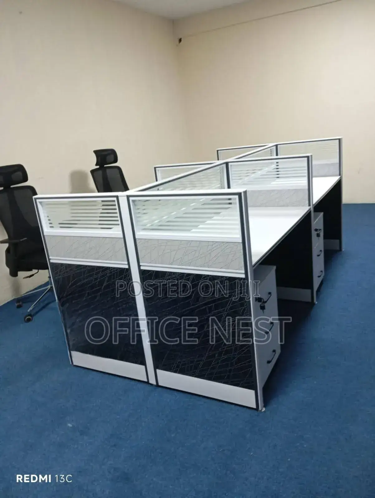 4 People Workstation Desk Set