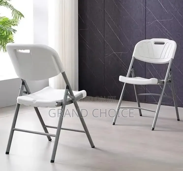 Studio Foldable Chair