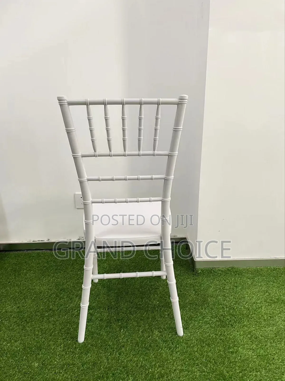 Comfort Event White Chair