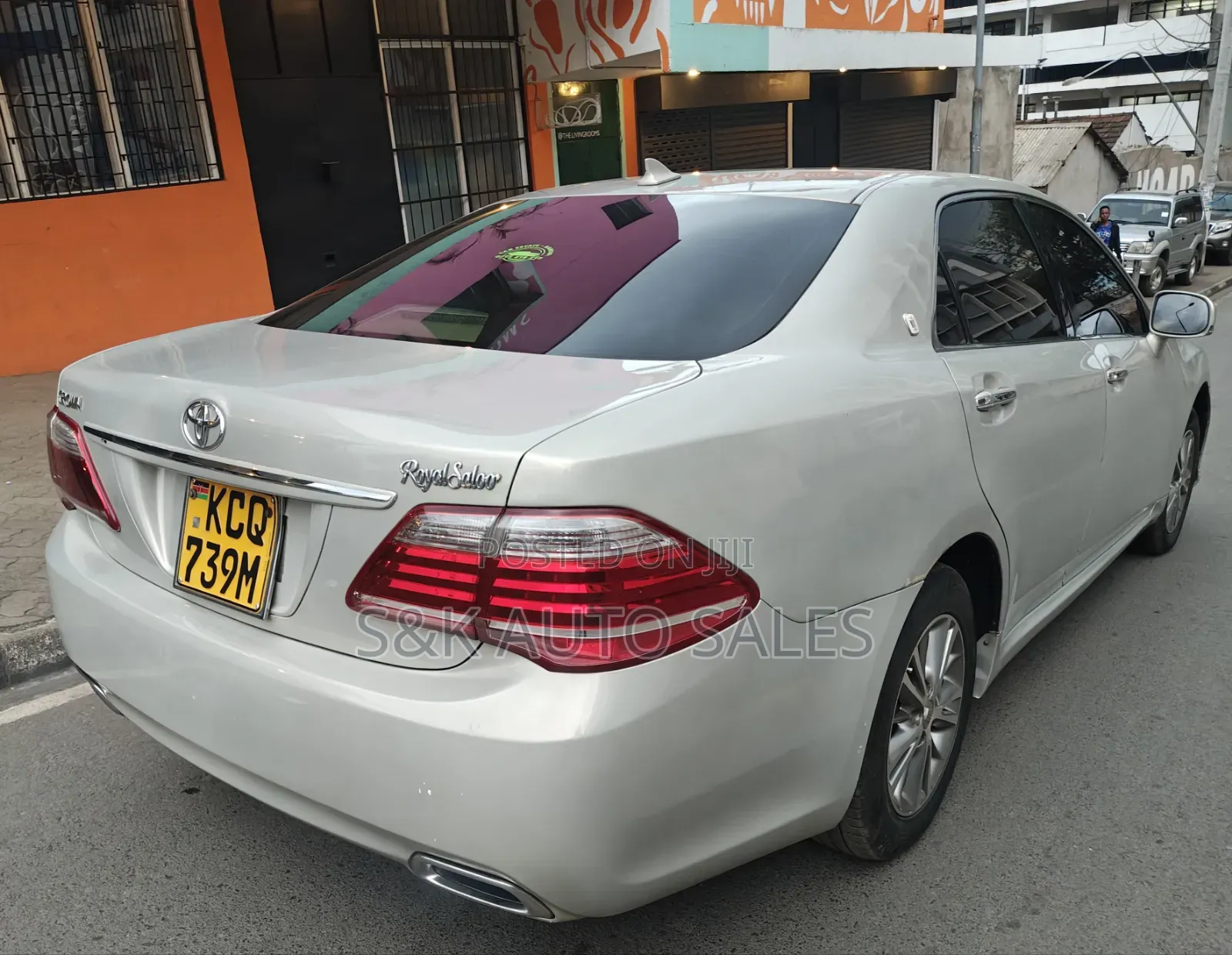 Toyota Crown 2012 Beige