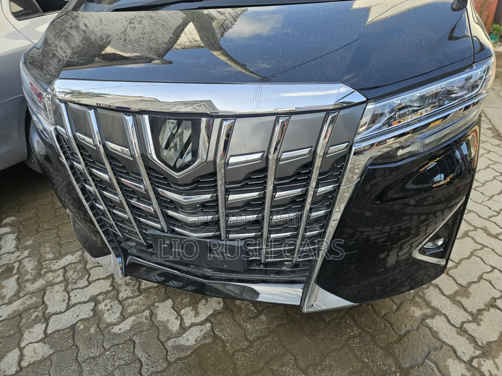 Toyota Alphard 2019 Black