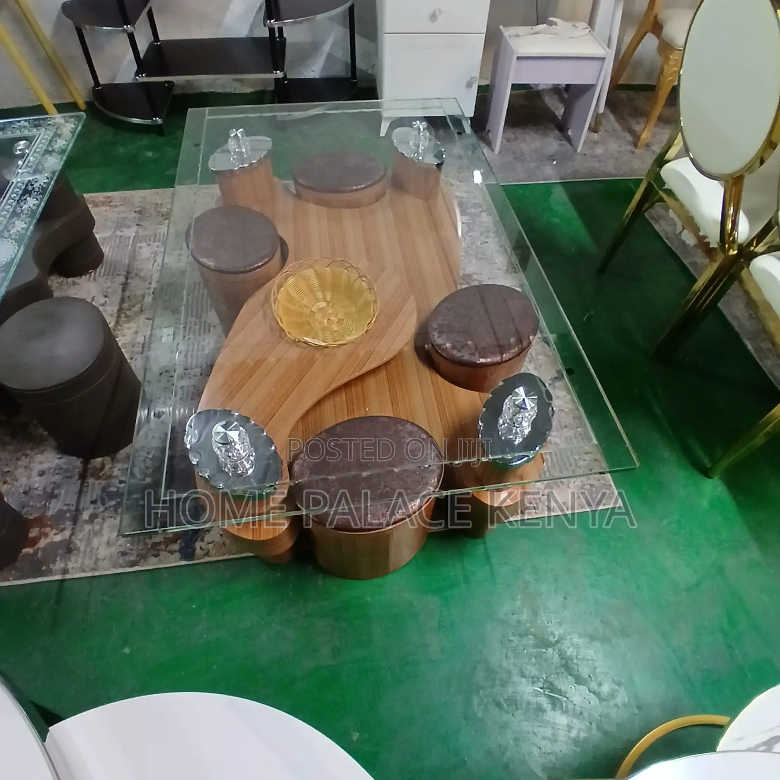 Coffee Table: Large Home Table With Complimentary Stools