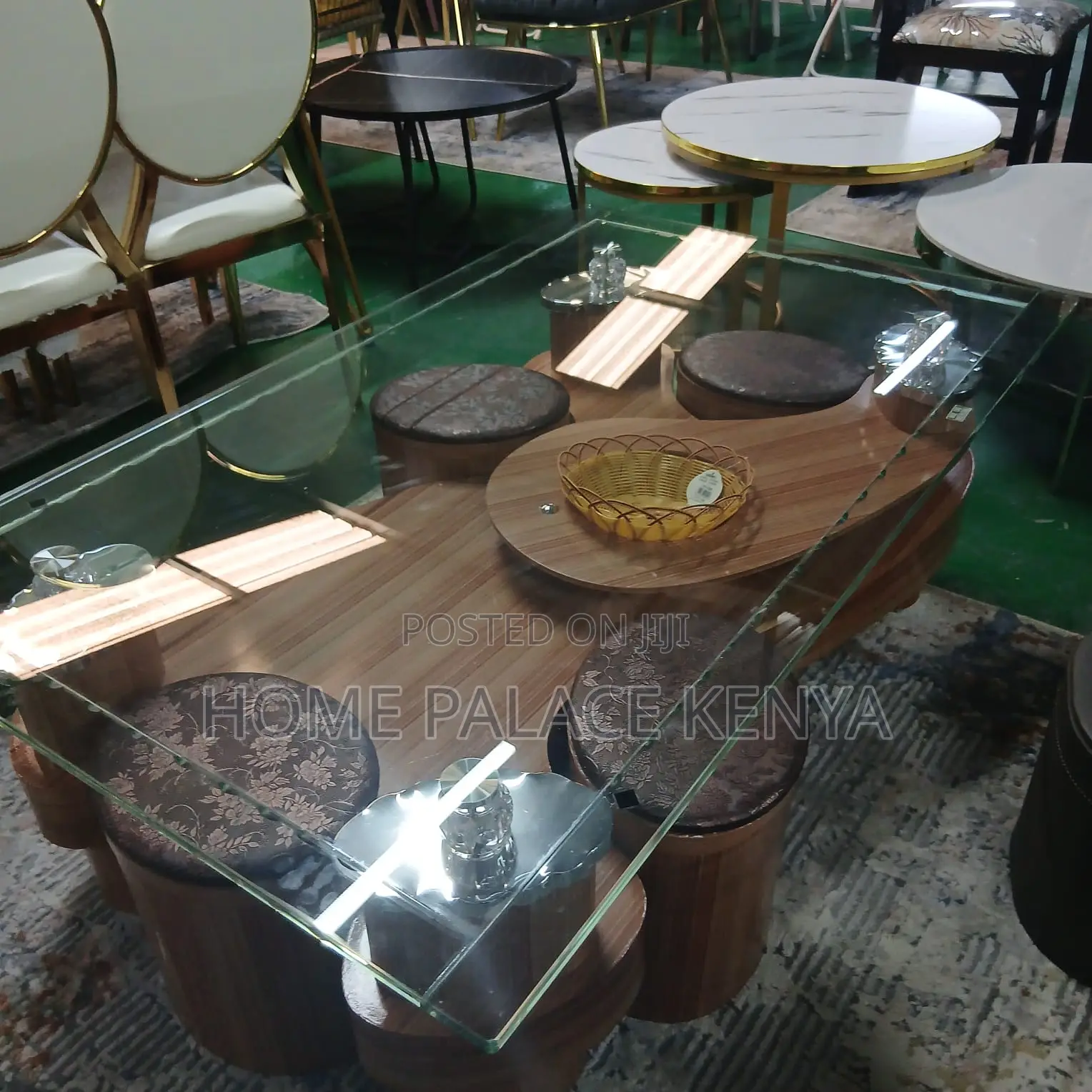 Coffee Table: Large Home Table With Complimentary Stools