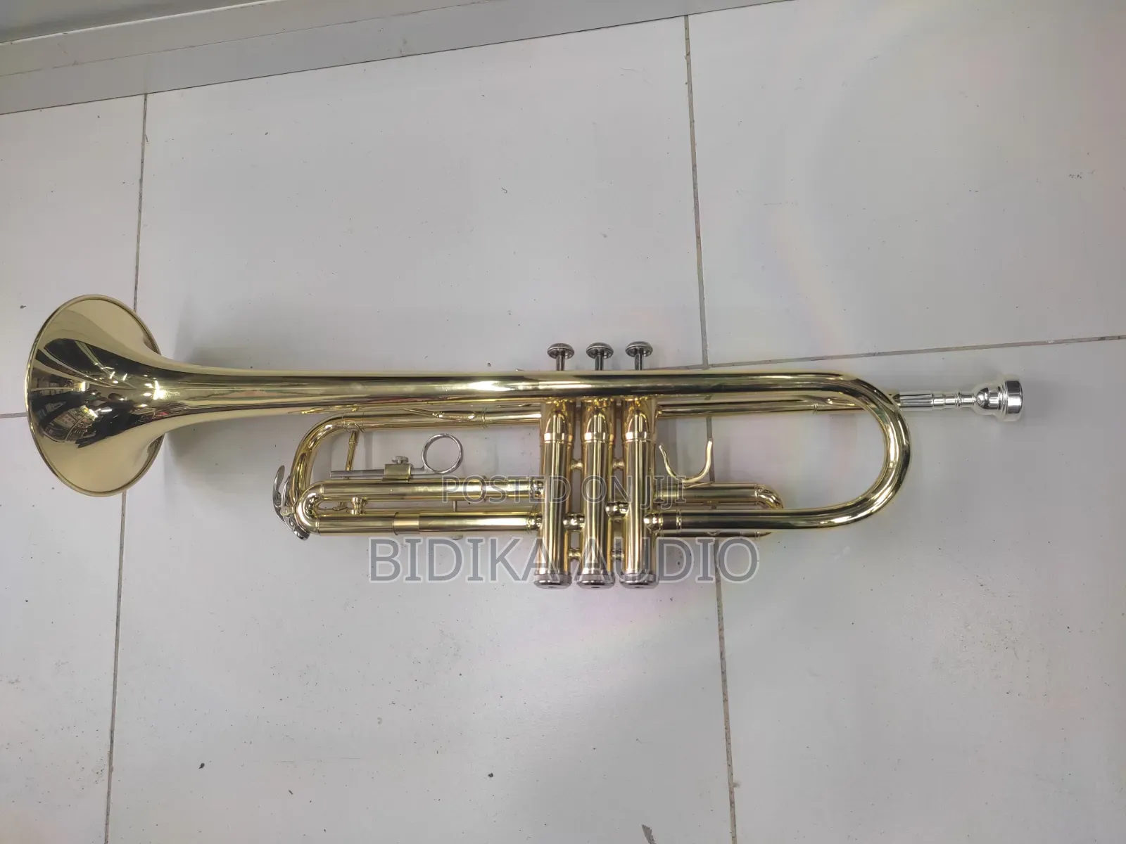 B♭ (B-Flat) Standard Student Trumpet
