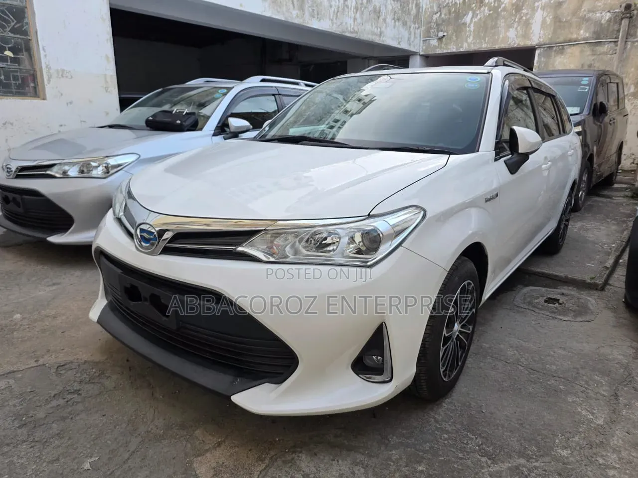 Toyota Corolla Fielder 2019 White