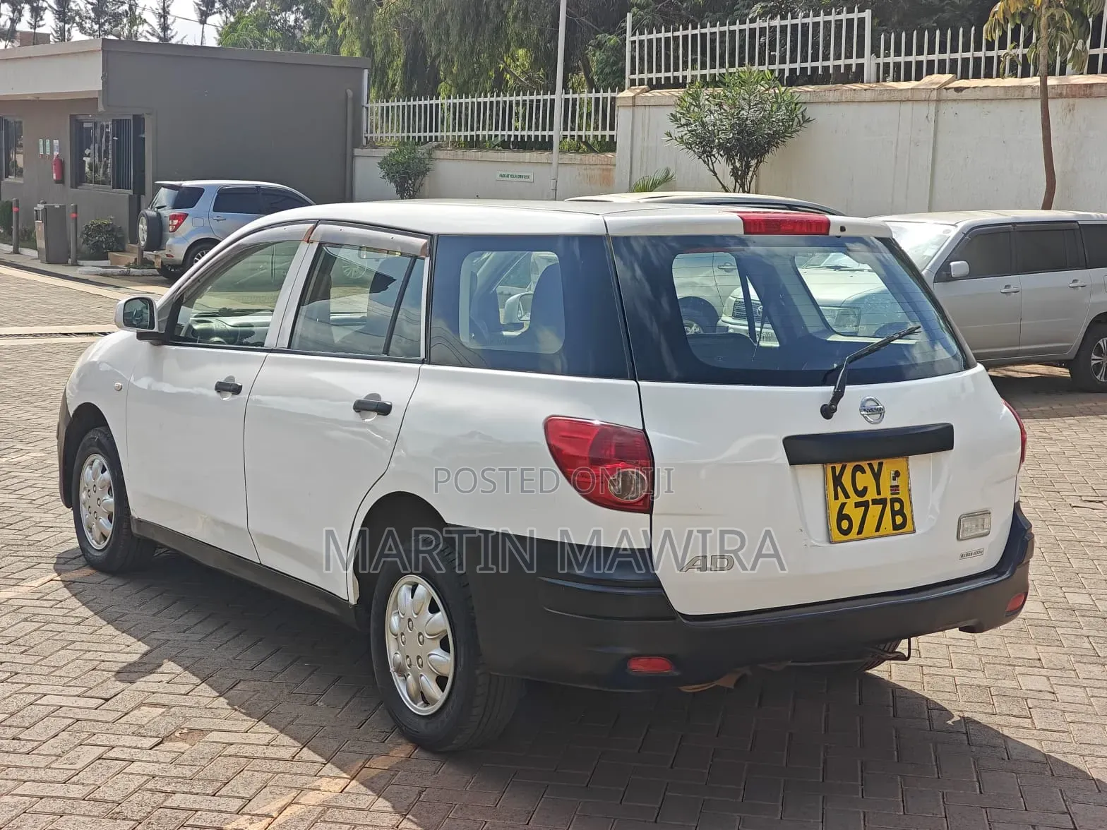 Nissan Advan 2012 White