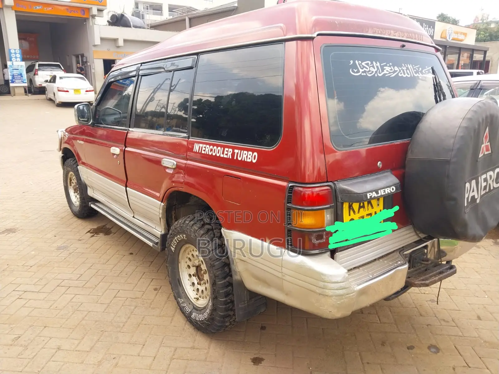 Mitsubishi Pajero 1990 Maroon