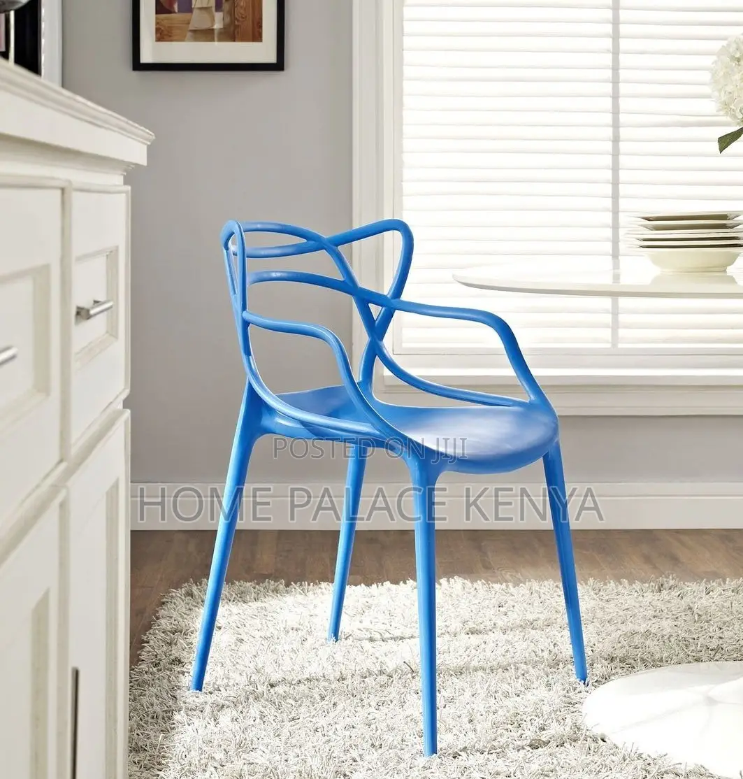 Plastic Chair: Entangled Back Molded Kitchen Chair