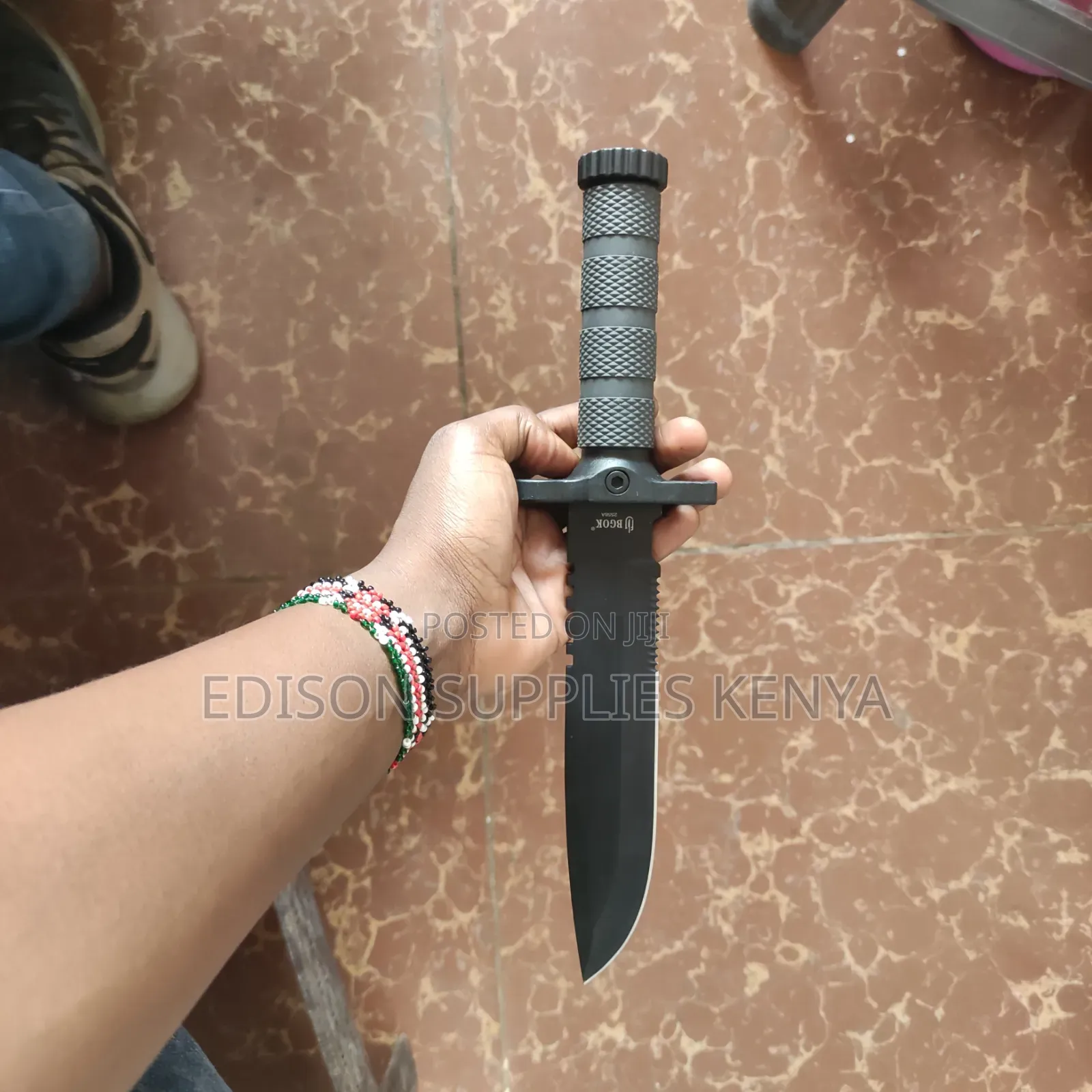 Professional Tactical Survival Knife, Outdoor Camping Kit,