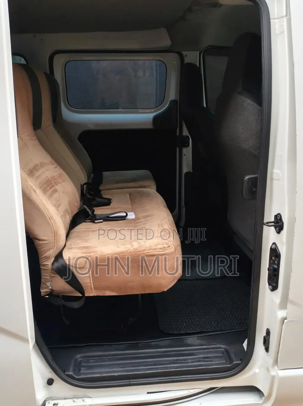 Nissan NV200 2015 White