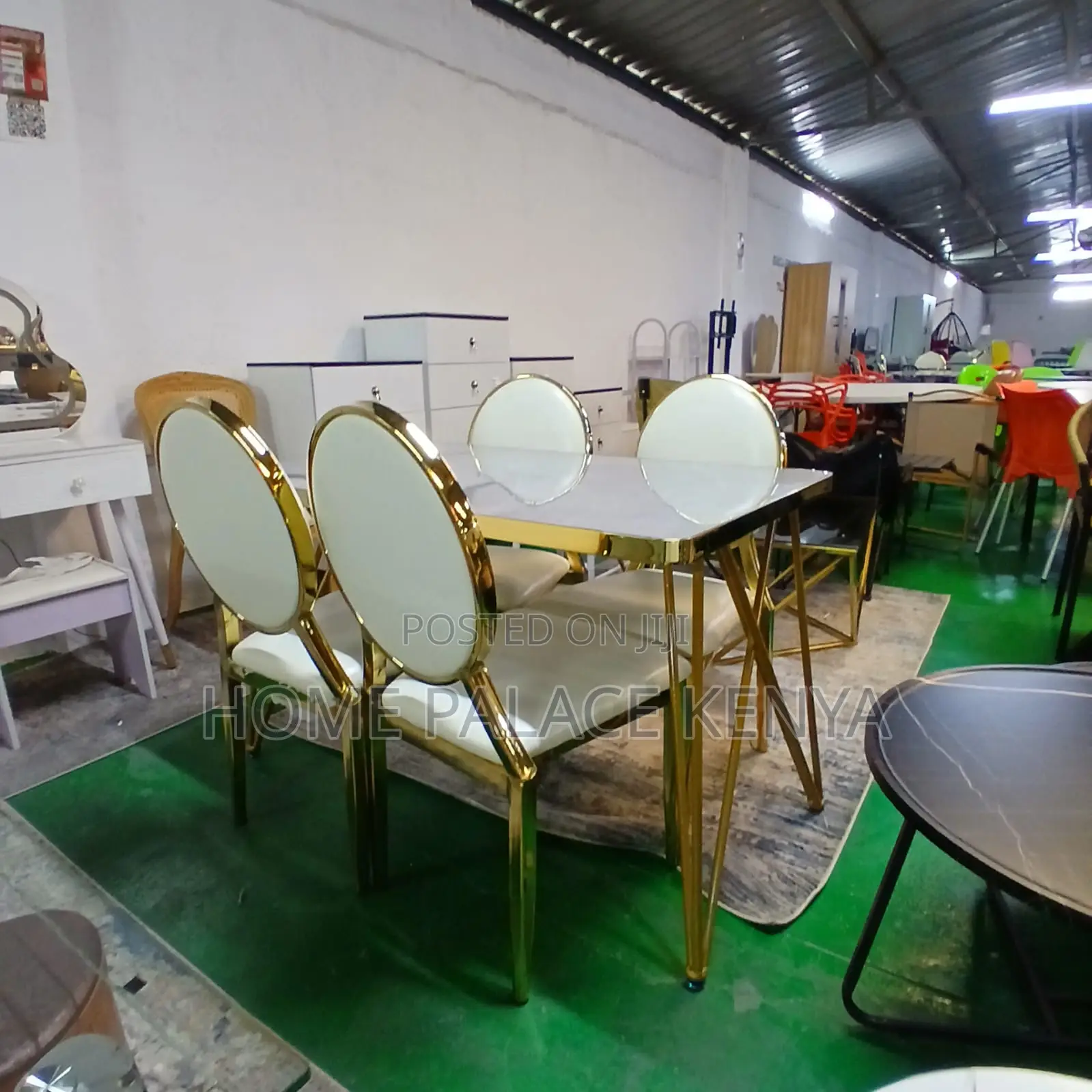 Dining Set: Luxury Marble 4 Seater Banquet Set