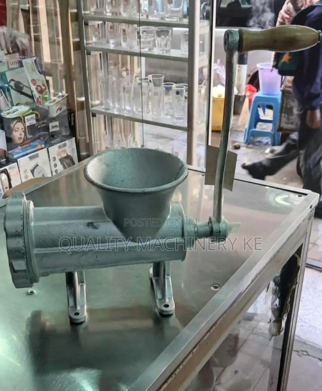 Stainless Manual Meat Mincer/Grinder Size 22(Cast)