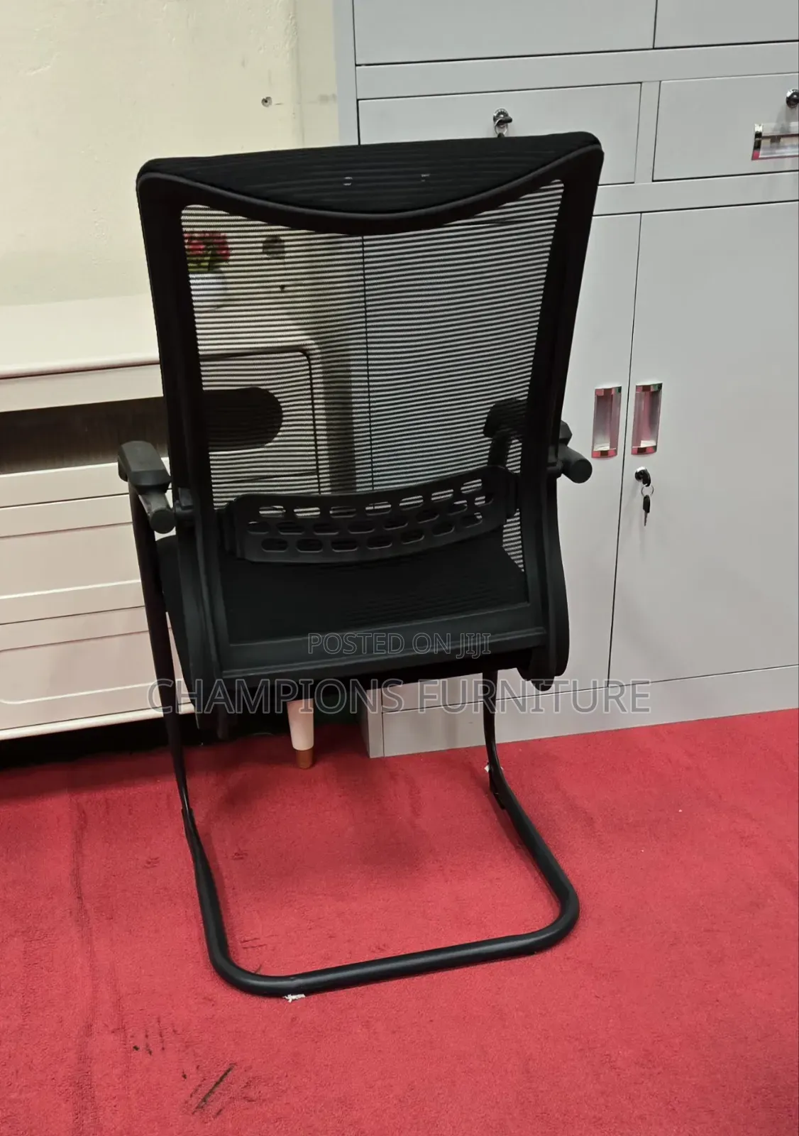 Visitor's Chair With Black Legs