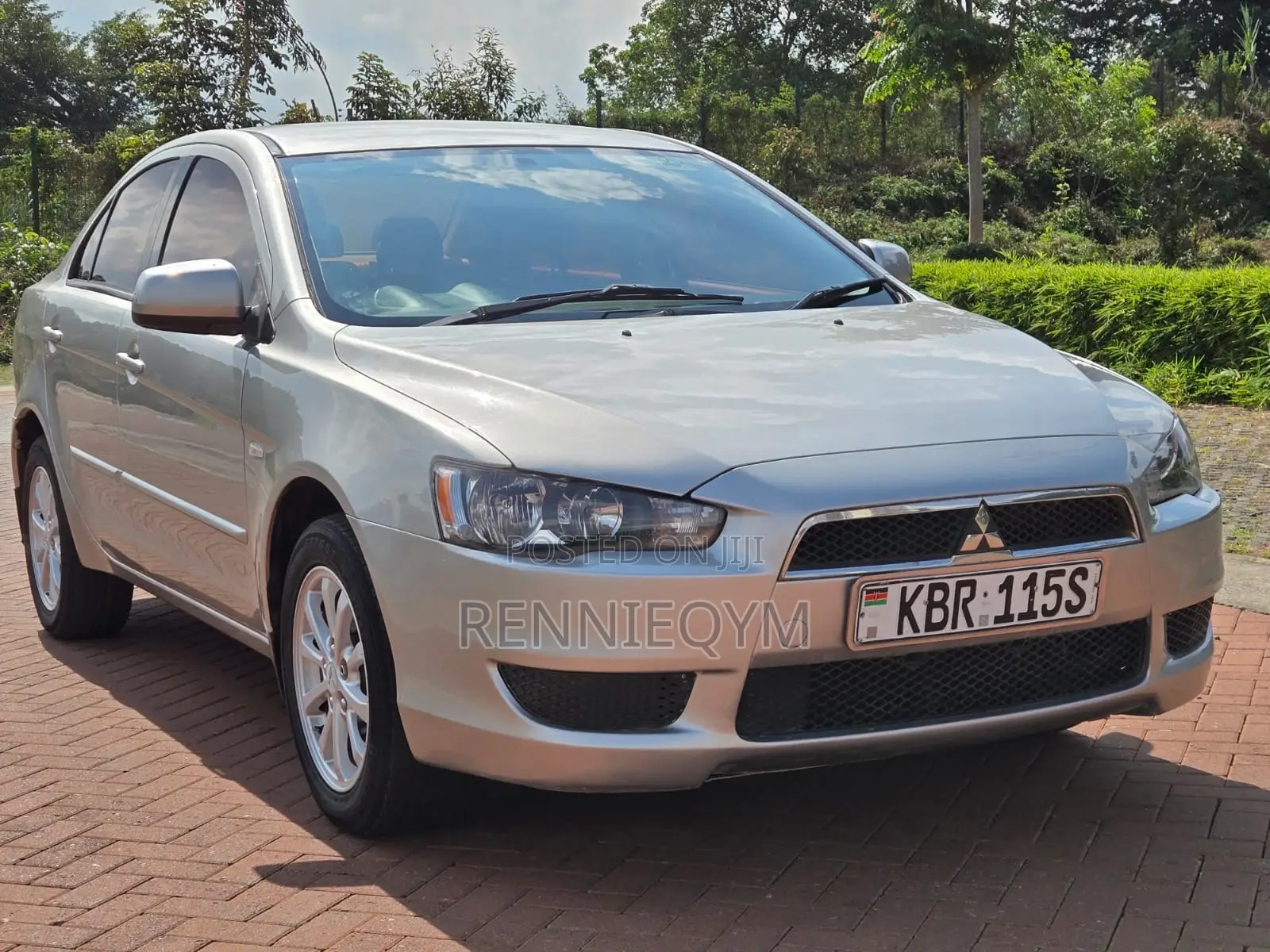 Mitsubishi Lancer 2011 Silver