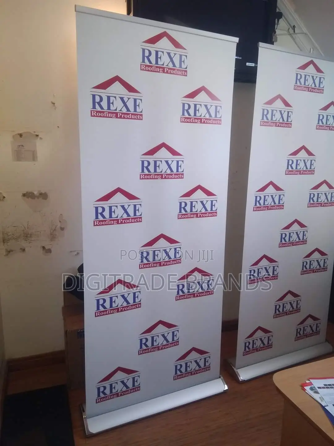 Roll Up Banner