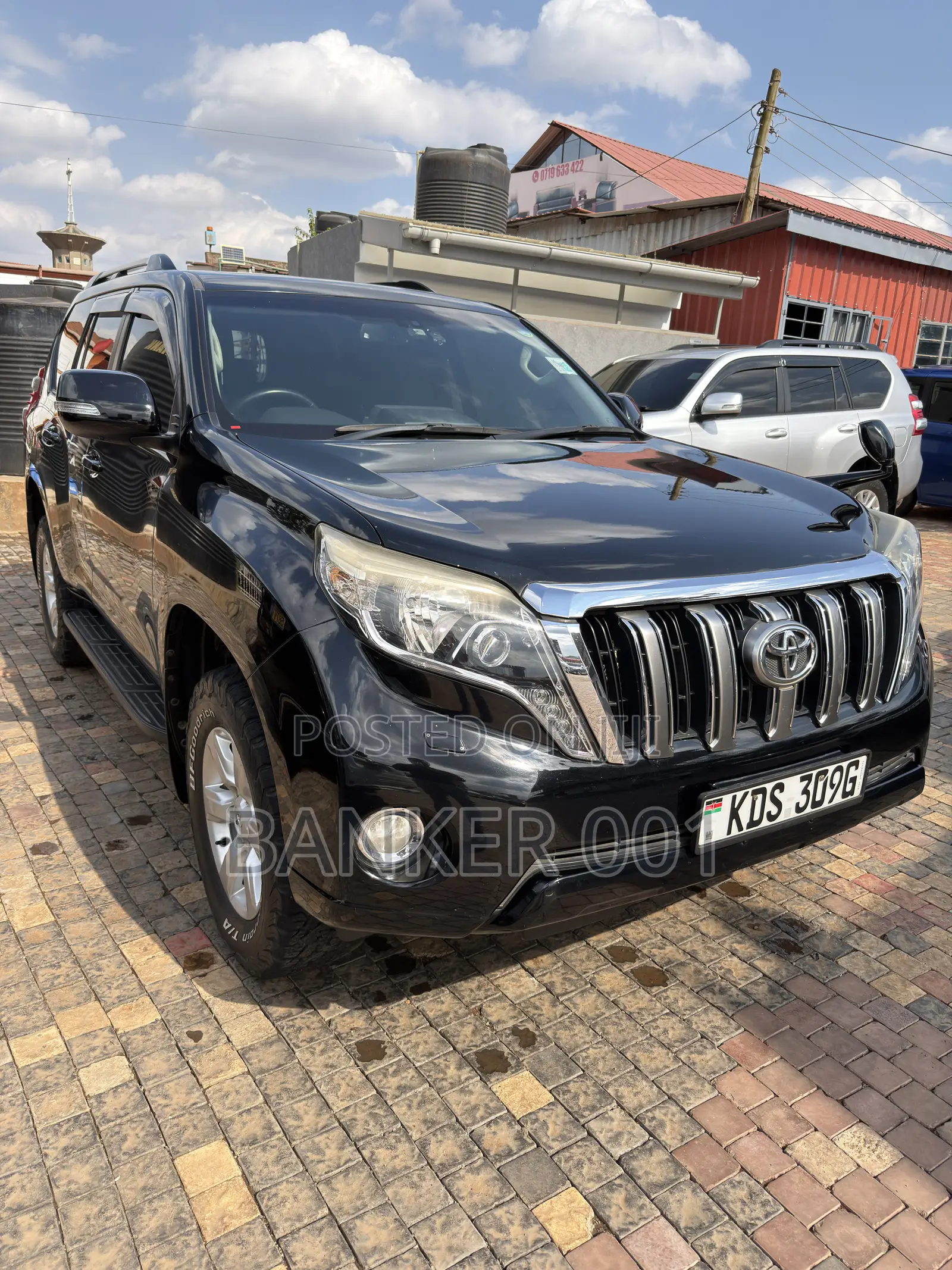 Toyota Land Cruiser Prado 2016 Black