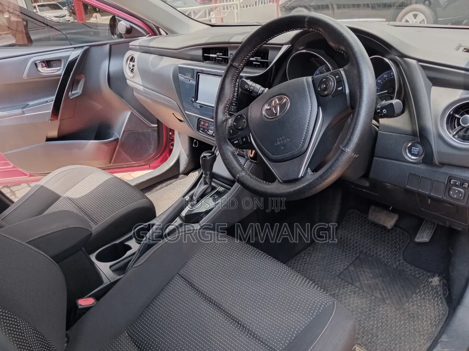 Toyota Auris 2017 Red