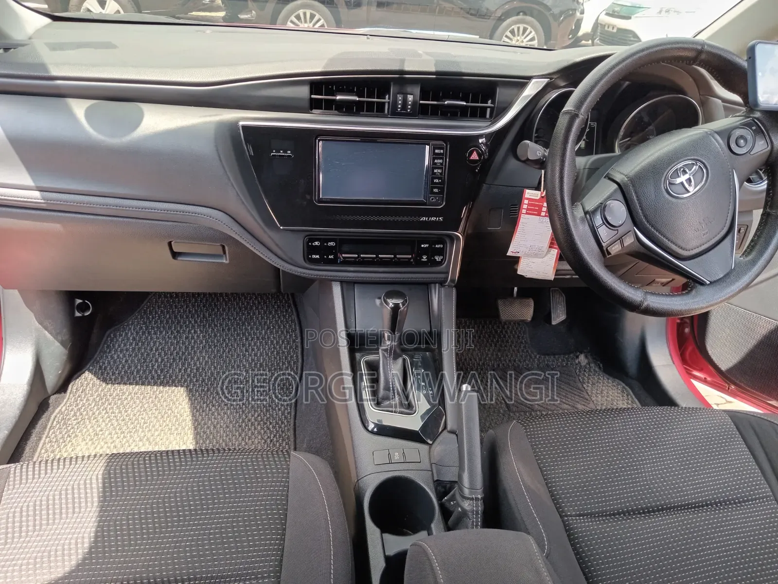 Toyota Auris 2017 Red