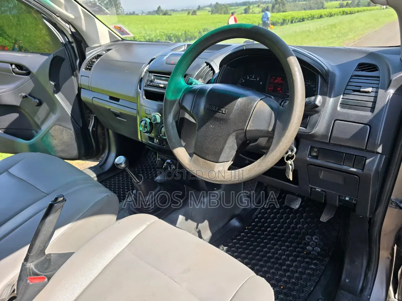 Isuzu D-MAX 2015 Green