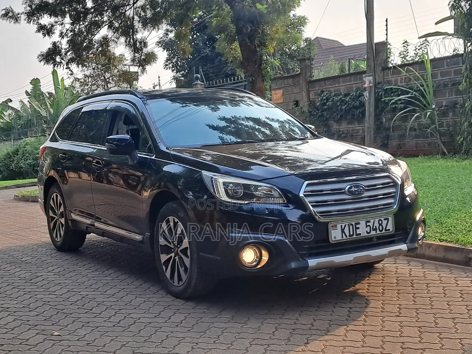Subaru Outback 2017 Black