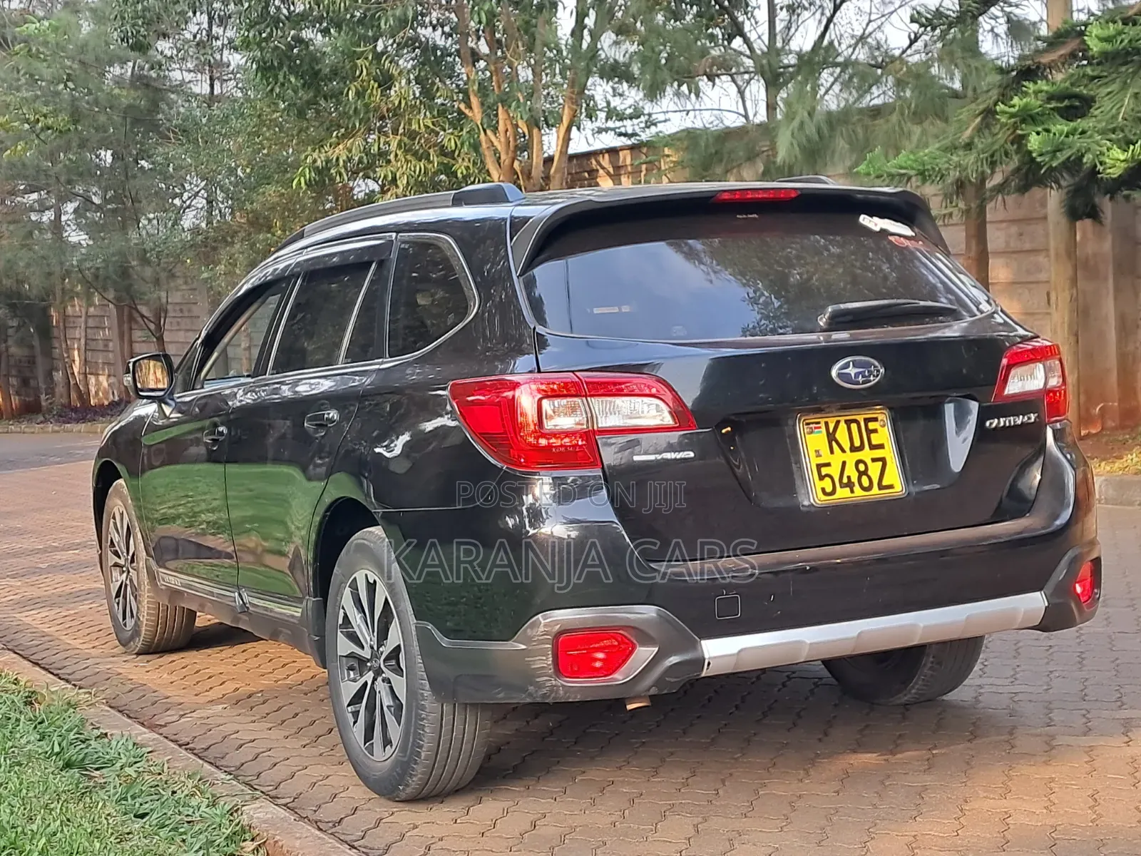 Subaru Outback 2017 Black