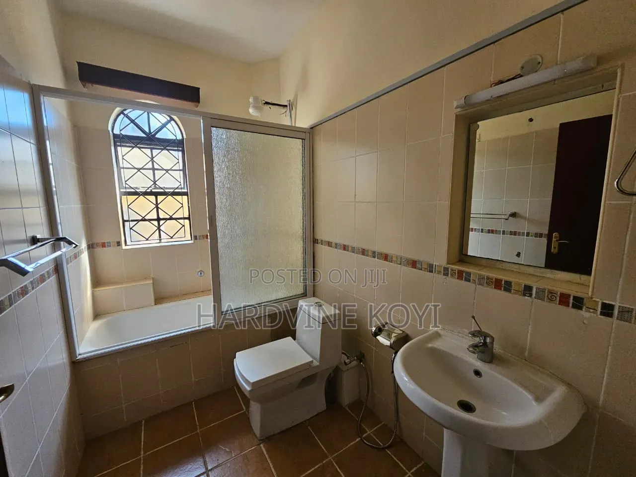 3bdrm Apartment in State House Area for sale