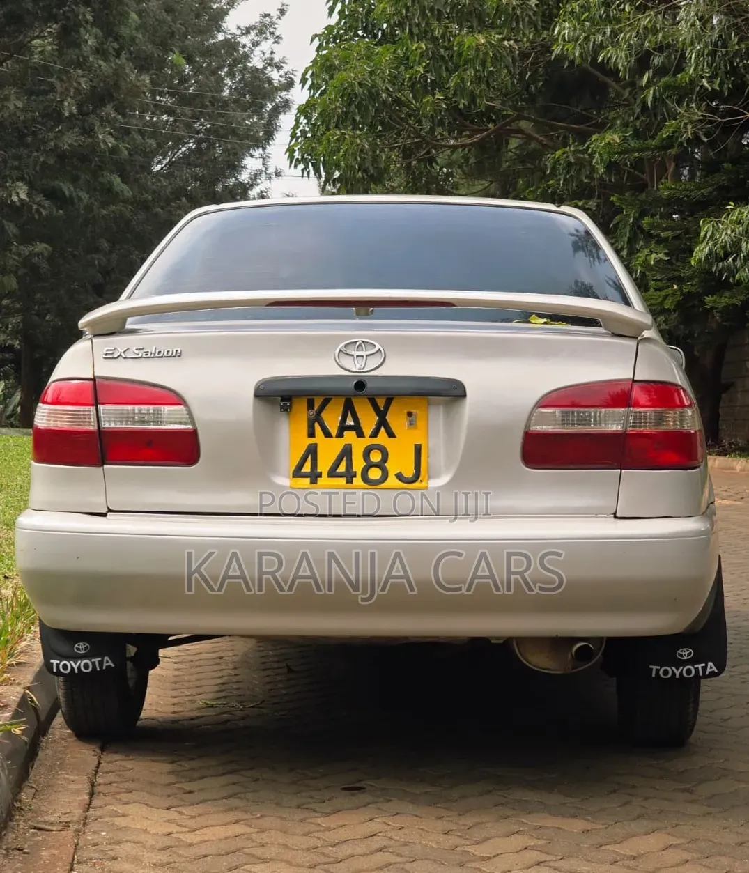 Toyota Corolla 1999 White 