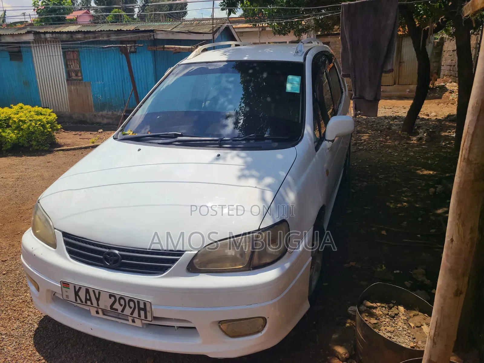 Toyota Corolla Spacio 2000 White