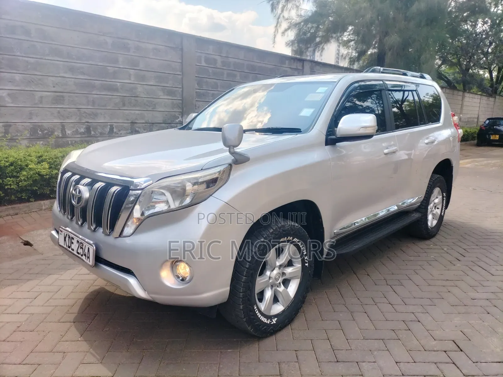 Toyota Land Cruiser Prado 2015 Silver