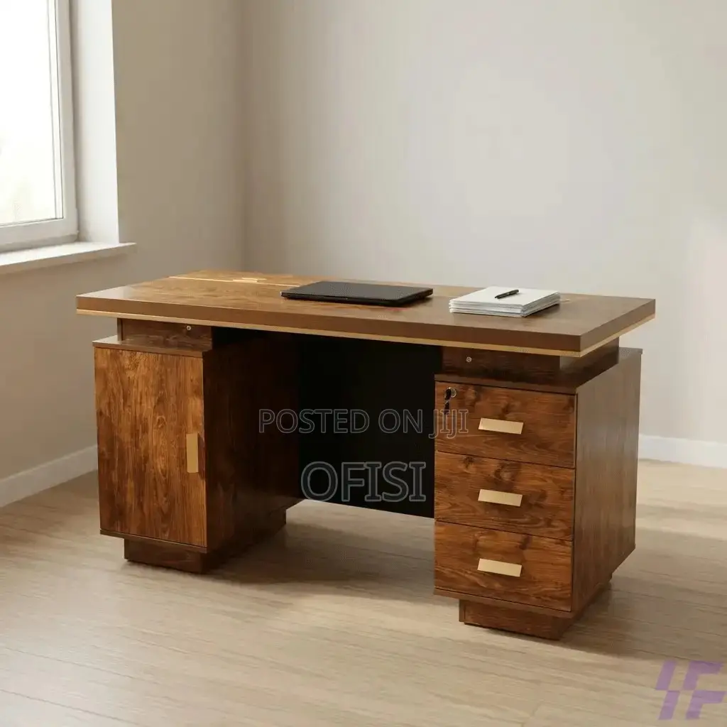 Office Desk; 1.4m Executive Gold Office Desk