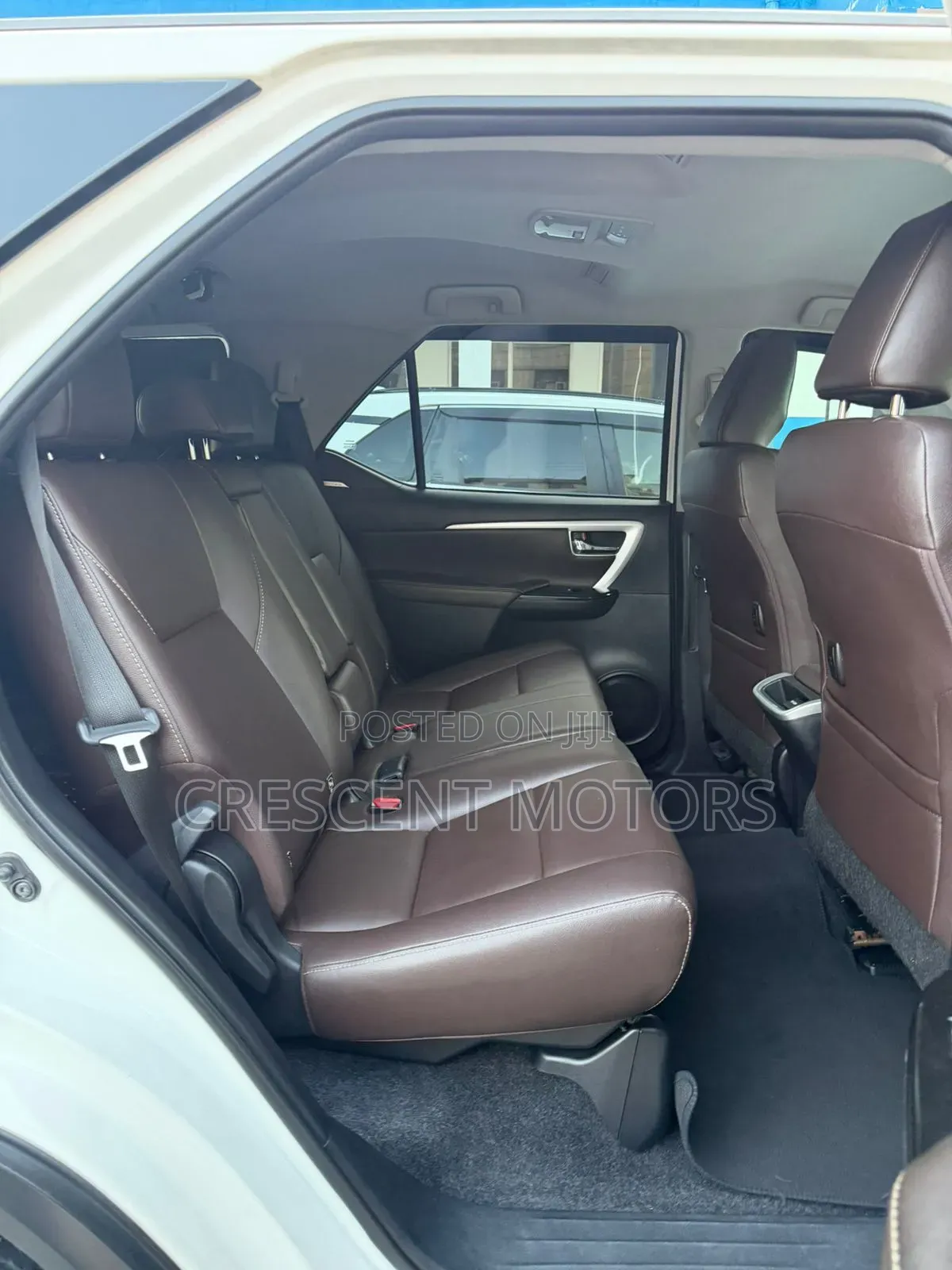 Toyota Fortuner 2019 Pearl