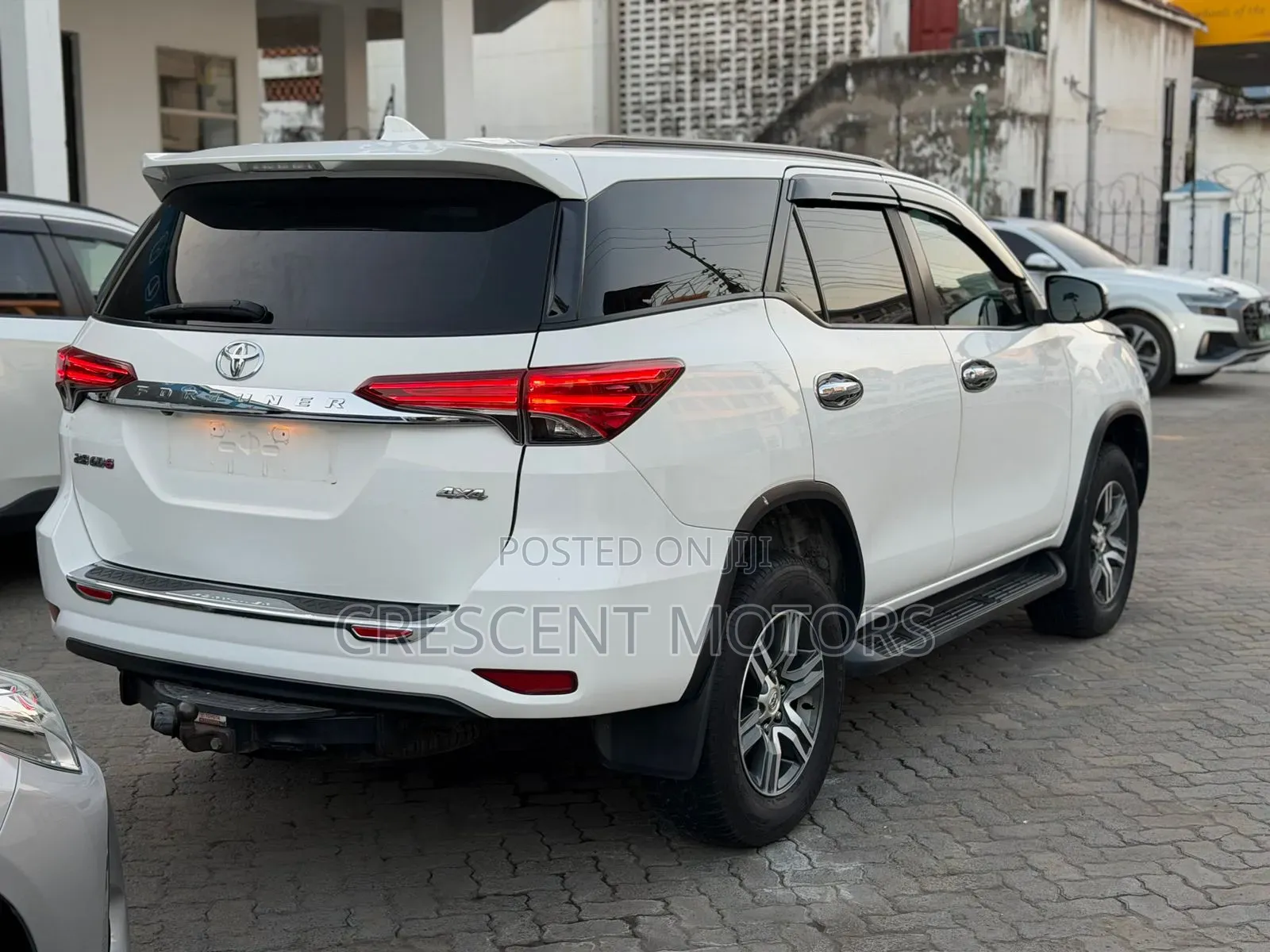 Toyota Fortuner 2019 Pearl