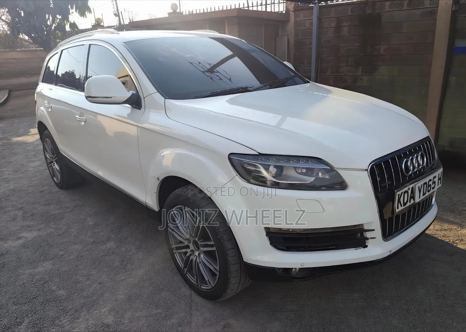 Audi Q7 2010 White