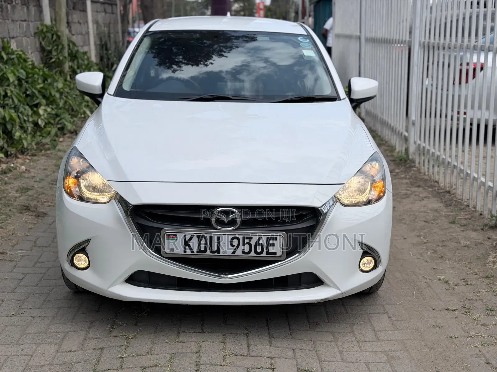 Mazda Demio 2018 White