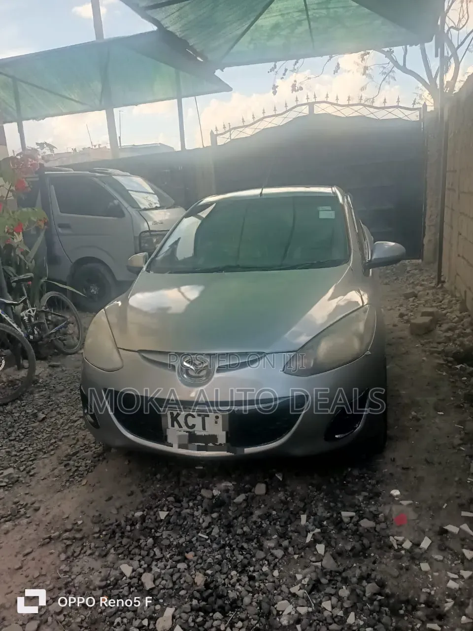 Mazda Demio 2011 Silver