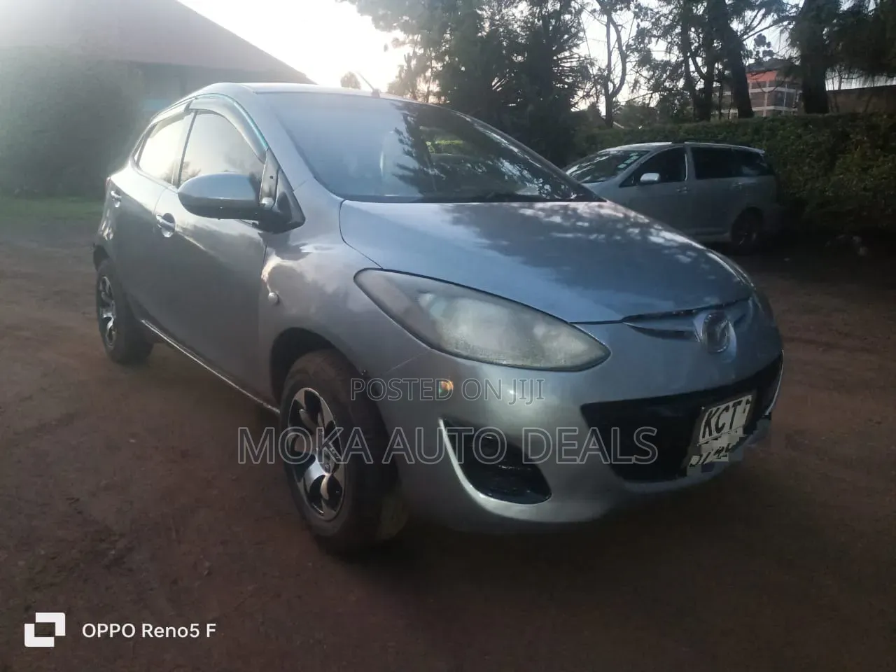 Mazda Demio 2011 Silver