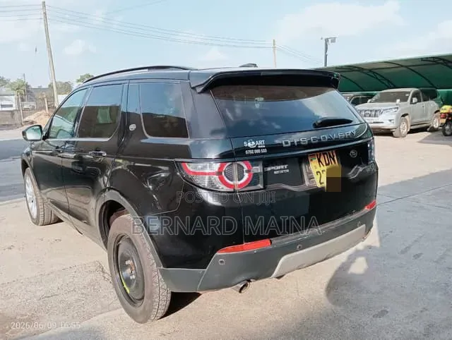 Land Rover Discovery Sport 2016 Black