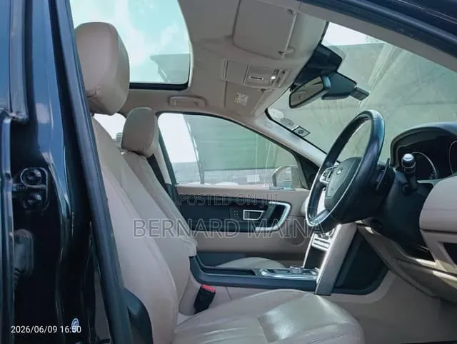 Land Rover Discovery Sport 2016 Black