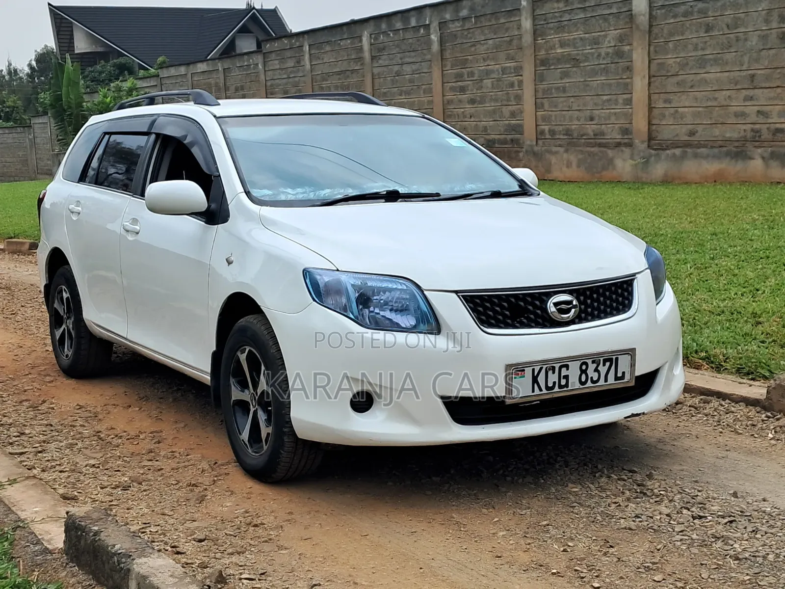 Toyota Corolla Fielder 2009 White