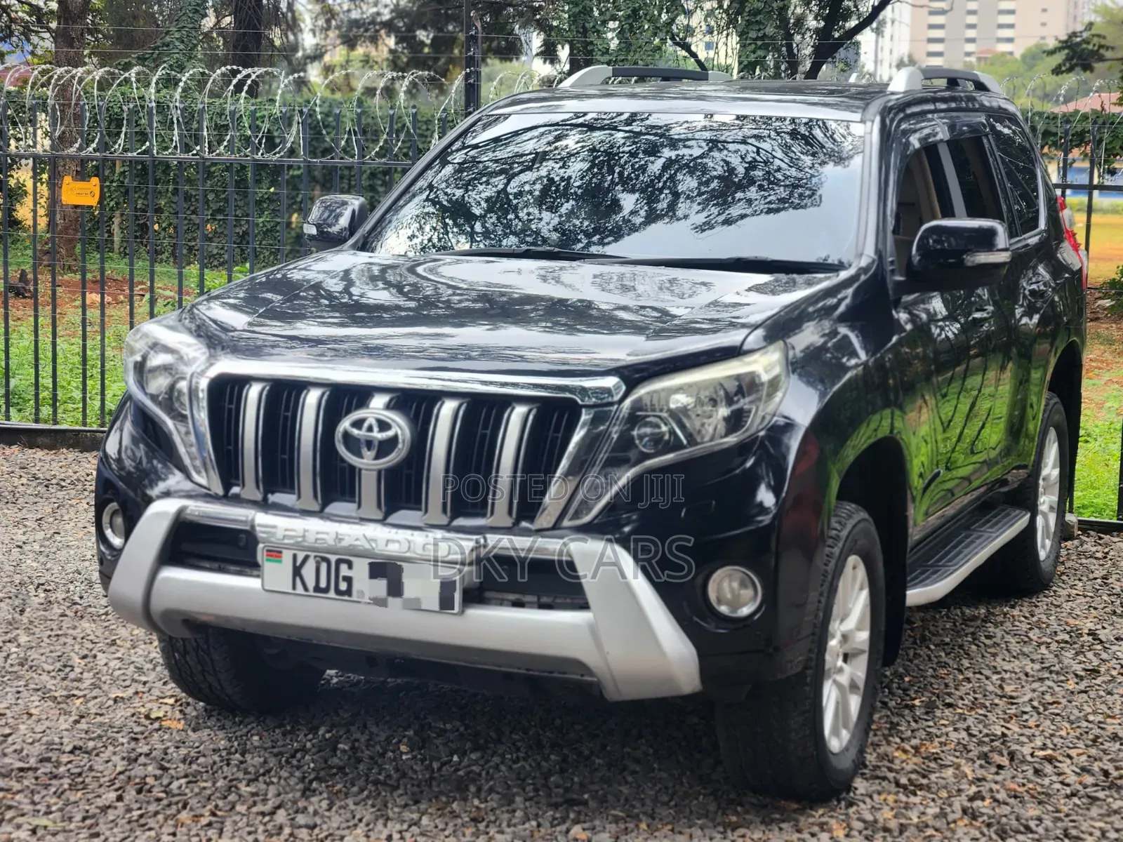 Toyota Land Cruiser Prado 2014 Black