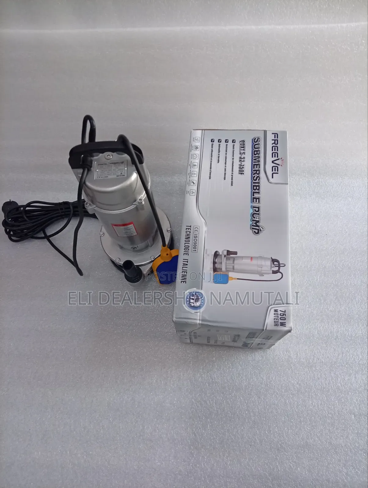 750w Freevel Electric Submersible Water Pump/32m Lift, 7m3/H Capacity
