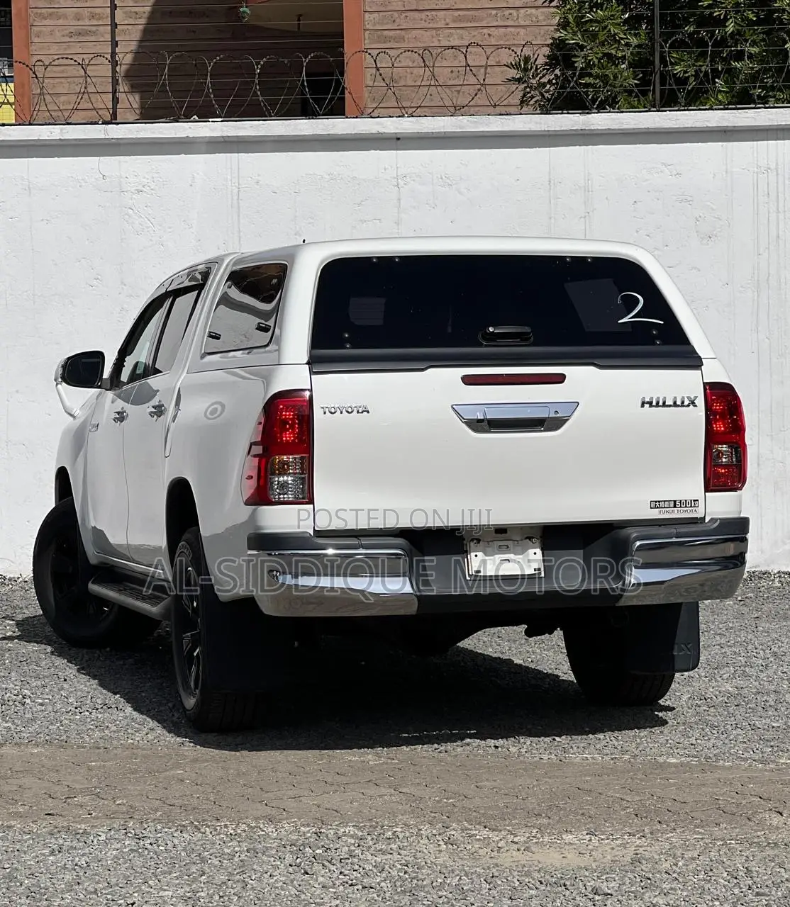 Toyota Hilux Revo Double Cab Deisel 2.4 AWD 2018 White