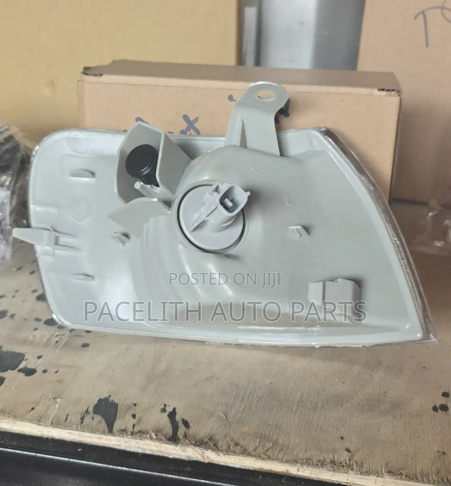 Corner Lamp / Corner Light Ae 111