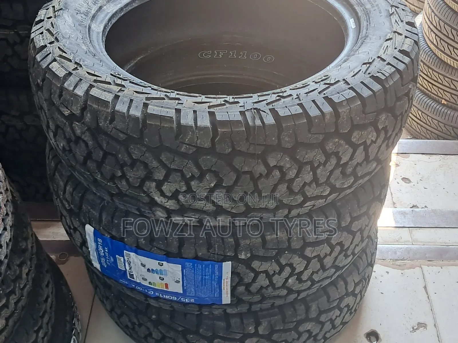 235/60r18 Comforser (At)